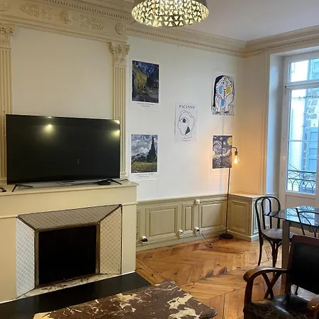 Apartment Le Charme Du Puy Dans Ancienne Verrerie Le Puy-en-Velay