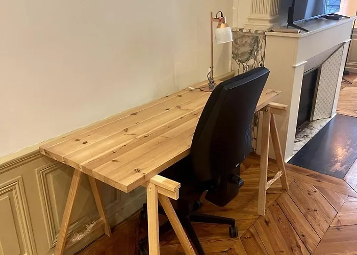 Le Charme Du Puy Dans Ancienne Verrerie